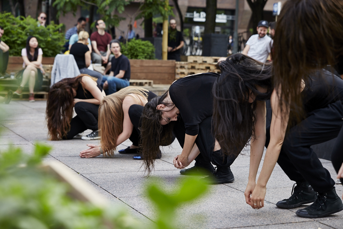 KROY de Milk & Bone séduit la foule des Jardins Gamelin dans le cadre de l'OFFTA