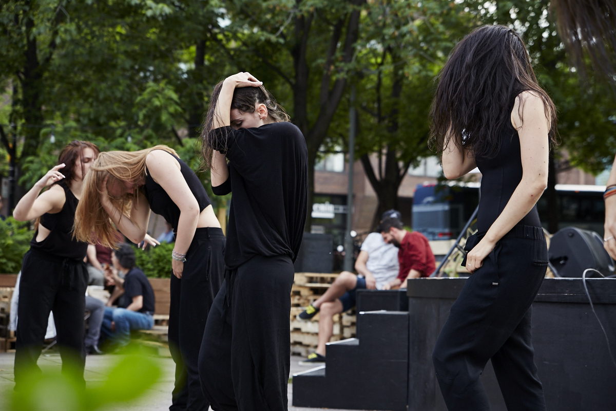 KROY de Milk & Bone séduit la foule des Jardins Gamelin dans le cadre de l'OFFTA
