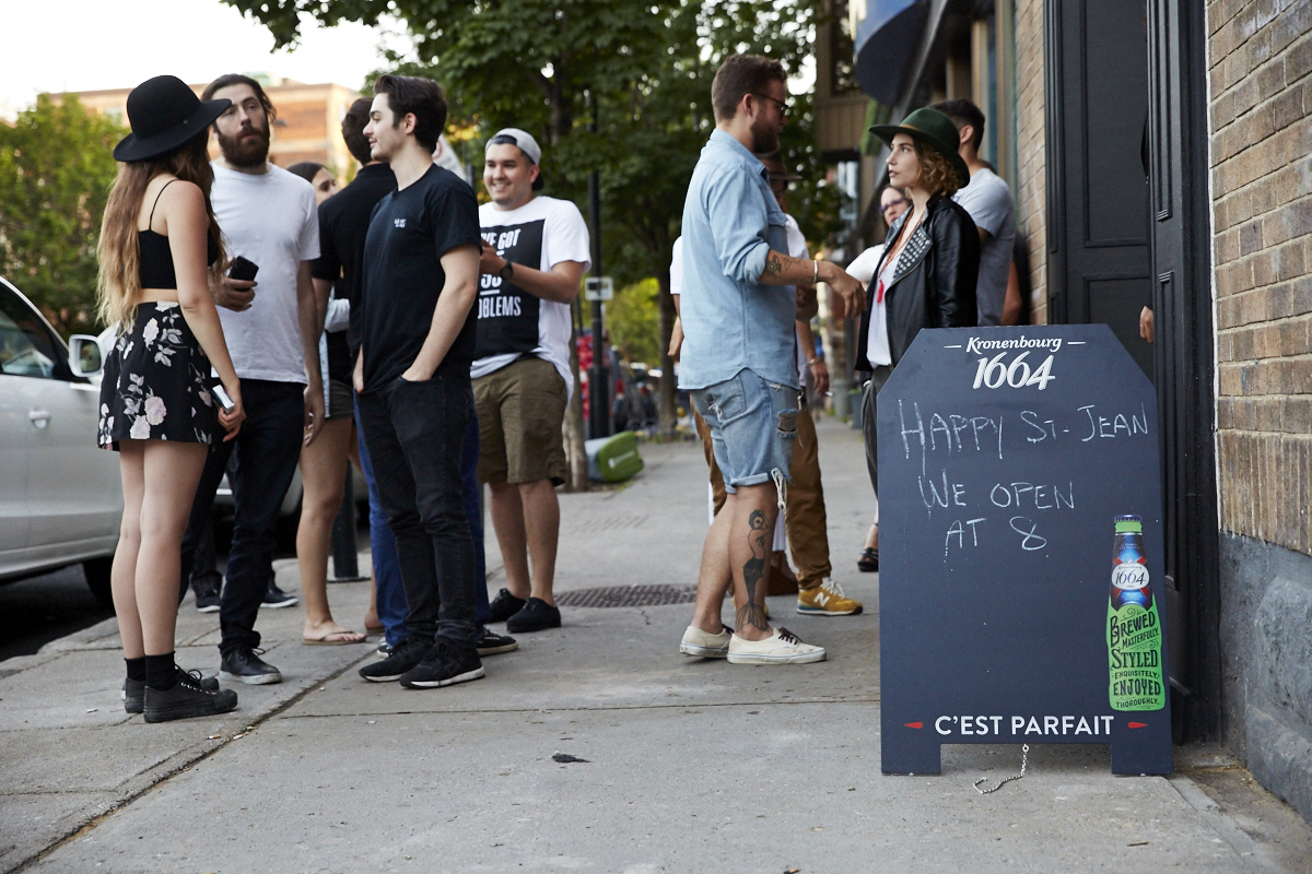 Le bar Chez Dallaire ouvre ses portes dans Pointe St-Charles, juste à temps pour la Saint-Jean!