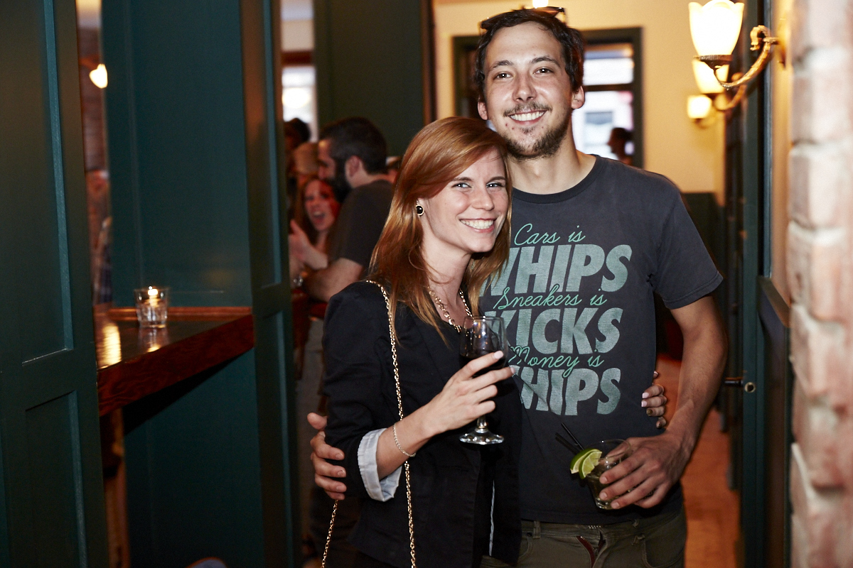 Le bar Chez Dallaire ouvre ses portes dans Pointe St-Charles, juste à temps pour la Saint-Jean!