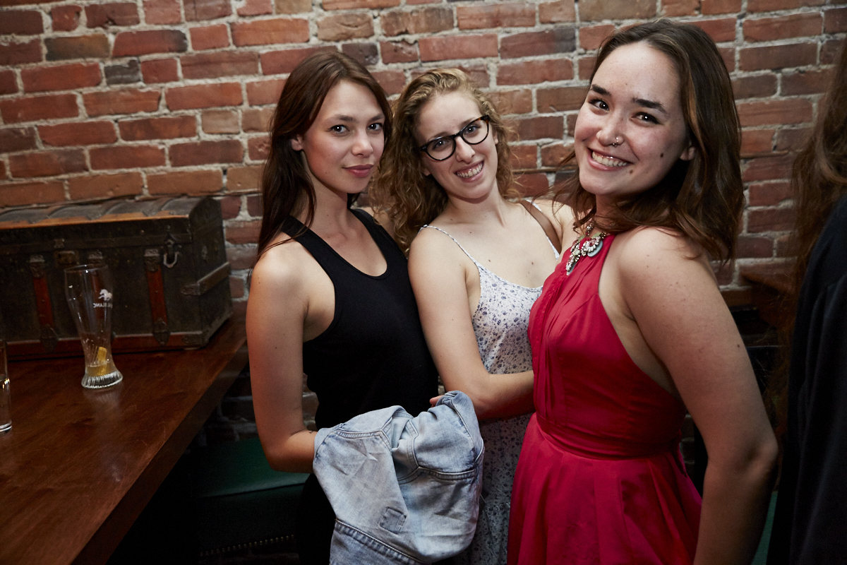 Le bar Chez Dallaire ouvre ses portes dans Pointe St-Charles, juste à temps pour la Saint-Jean!