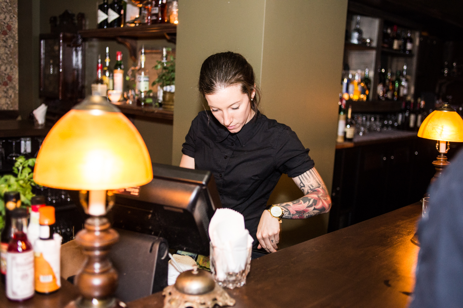 Le Mayfair: un nouveau cocktail bar et salon de thé alcoolisé sur Rachel Est