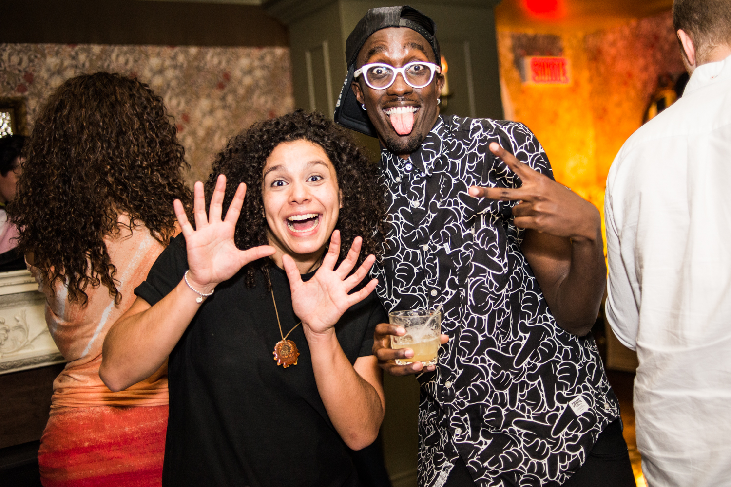 Le Mayfair: un nouveau cocktail bar et salon de thé alcoolisé sur Rachel Est