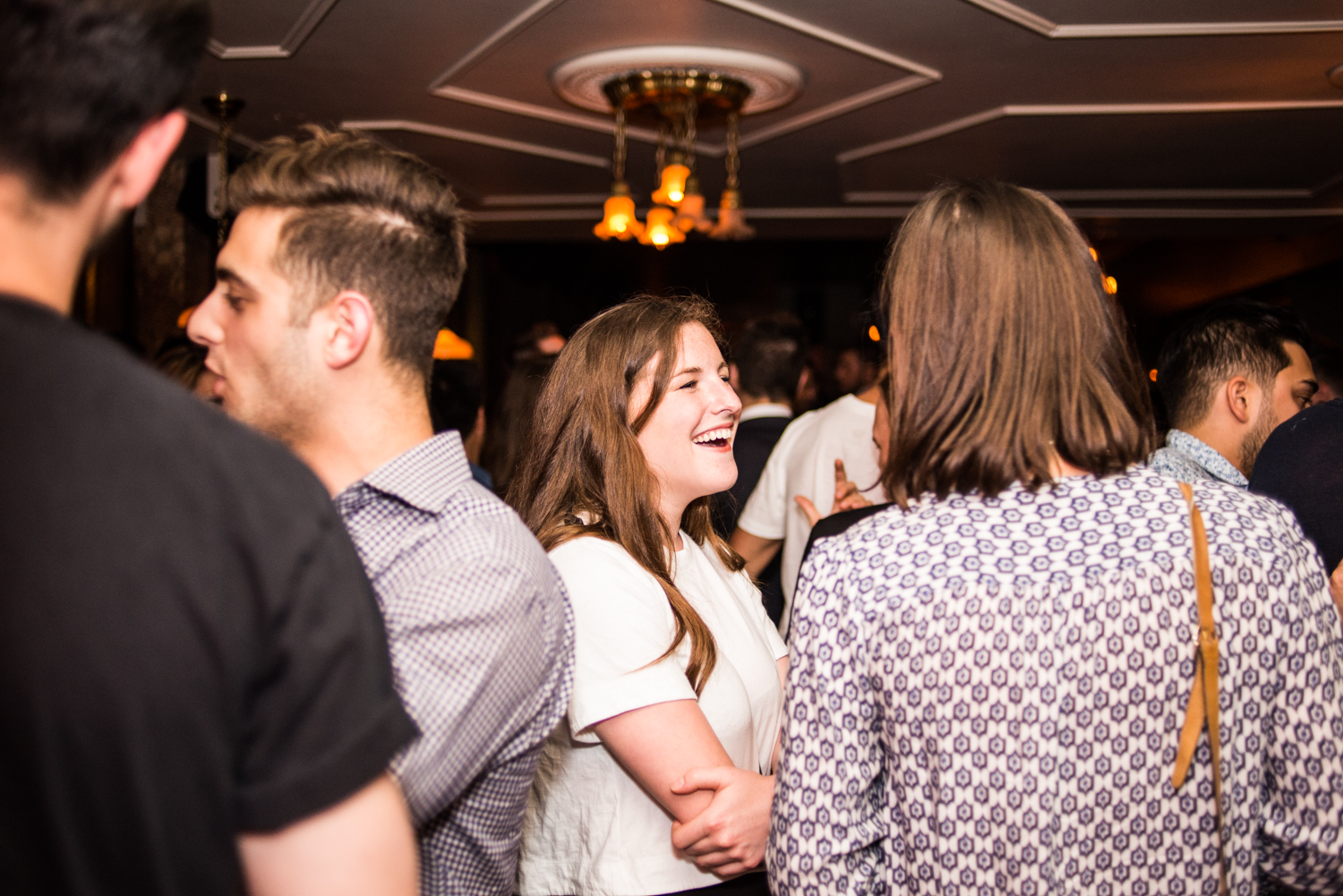 Le Mayfair: un nouveau cocktail bar et salon de thé alcoolisé sur Rachel Est