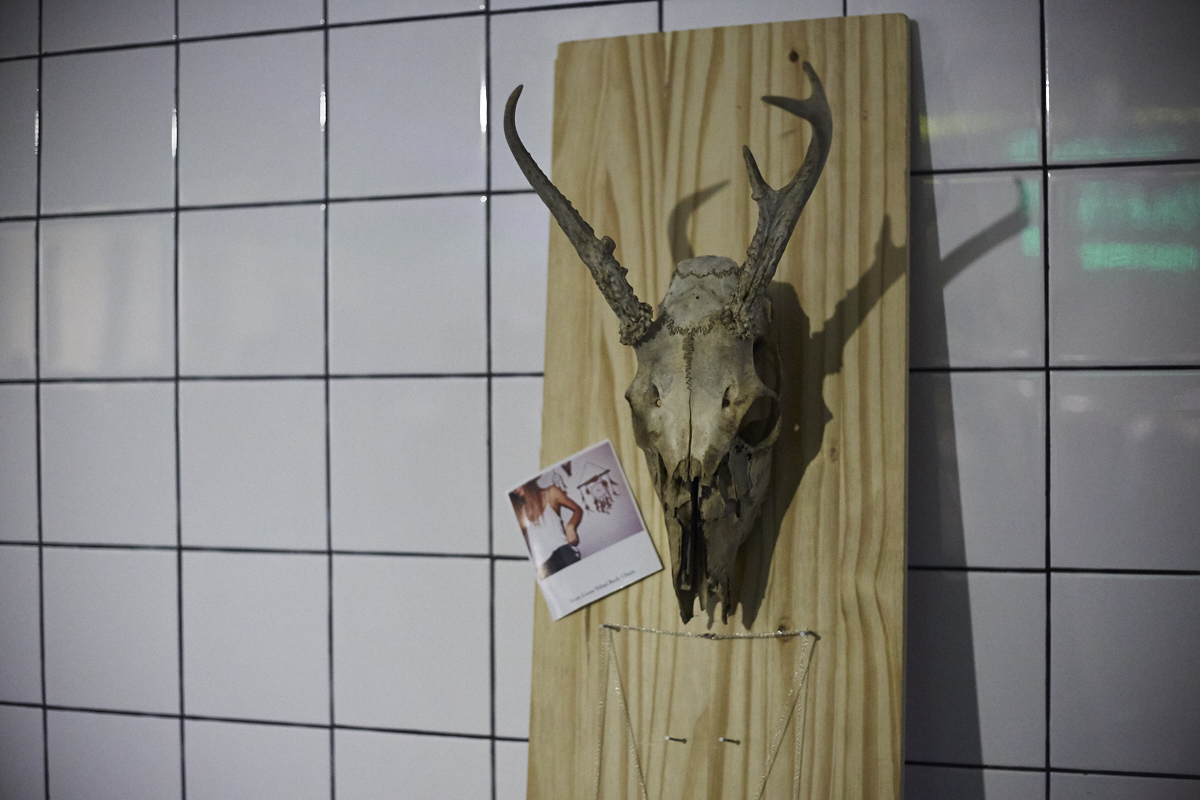 JJ Louis, Blessed Poppy & C’est Beau Handwork au Newspeak pour le Fashion Night Out