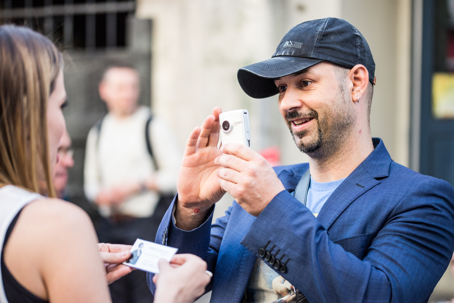 Au diable les tapis rouges, le Jack Saloon déroule son tapis noir pour la F1