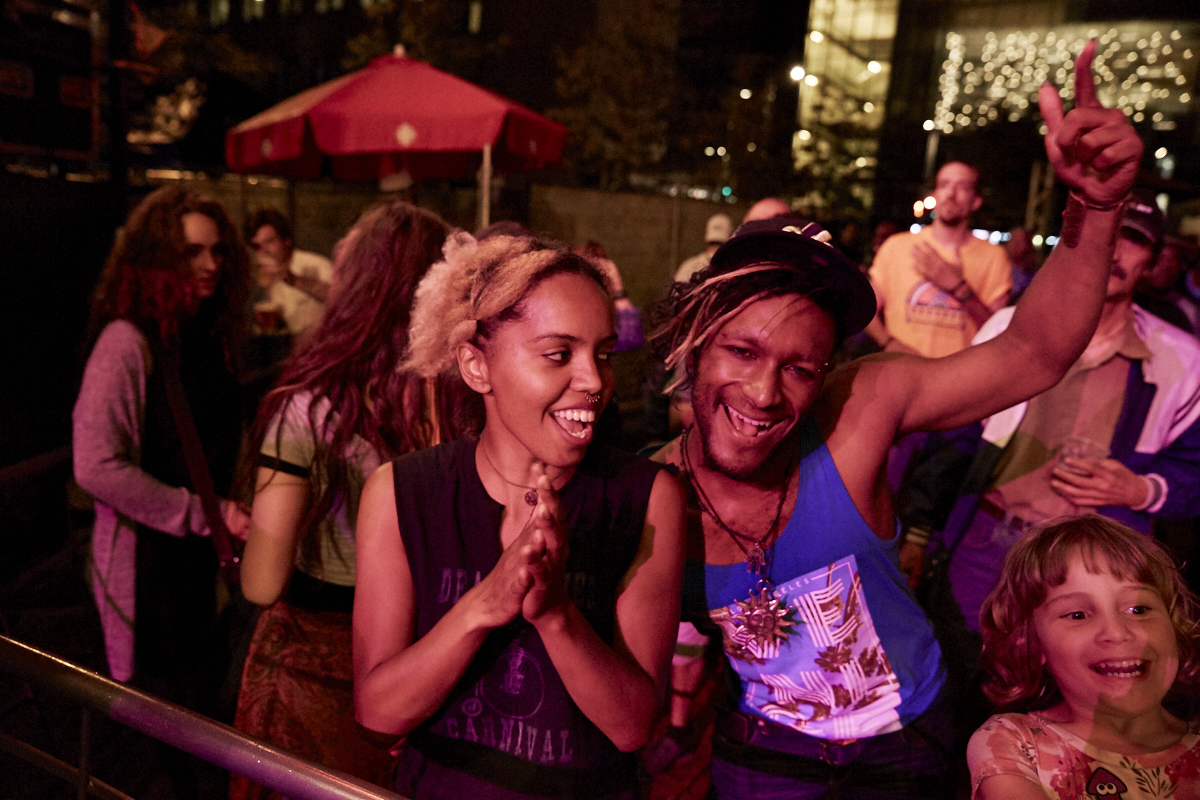 Le groupe Antibalas offre un spectacle aux rythmes uniques pour le dernier week-end des Nuits d'Afrique!