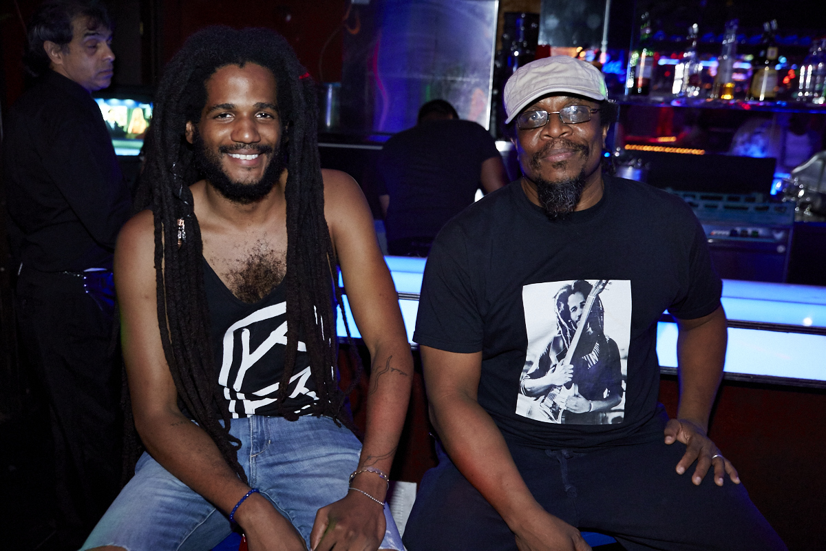 Naive Melody Inauguration à la Salsathèque: Win Butler, Pierre Kwenders et Thomas Von Party font lever la fête