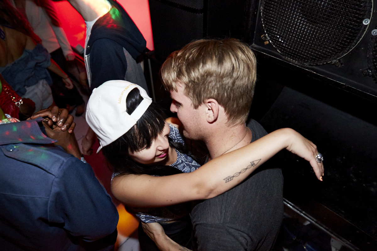 Naive Melody Inauguration à la Salsathèque: Win Butler, Pierre Kwenders et Thomas Von Party font lever la fête