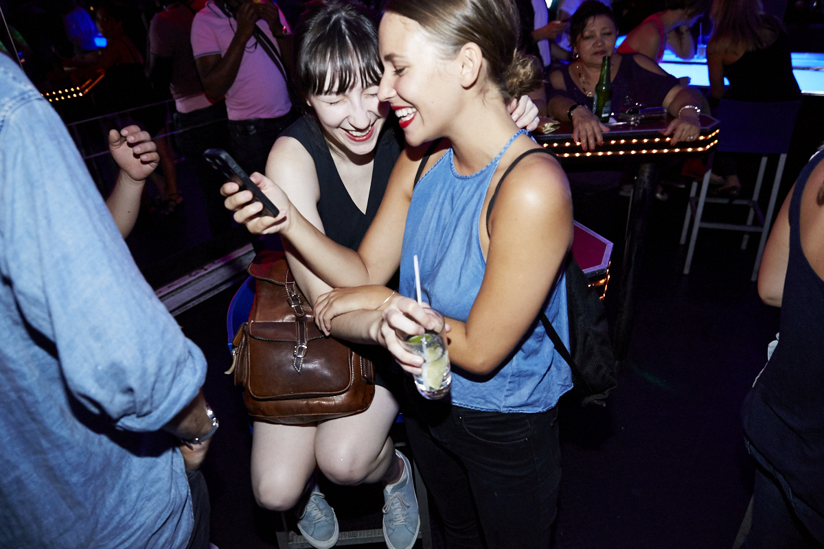 Naive Melody Inauguration à la Salsathèque: Win Butler, Pierre Kwenders et Thomas Von Party font lever la fête