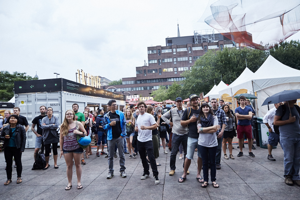 Une première Cuvée d'été réussie aux Jardins Gamelin malgré la pluie!