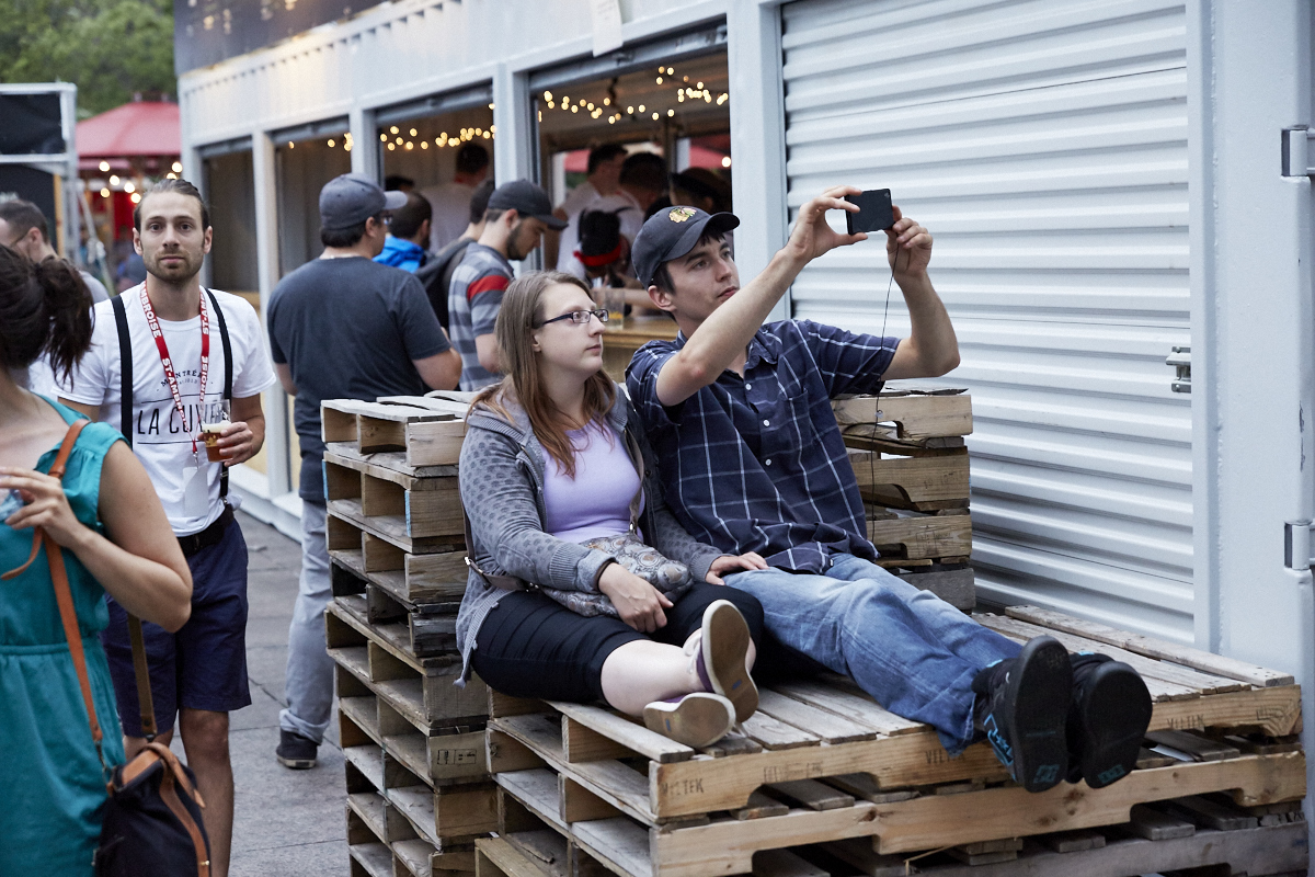 Une première Cuvée d'été réussie aux Jardins Gamelin malgré la pluie!