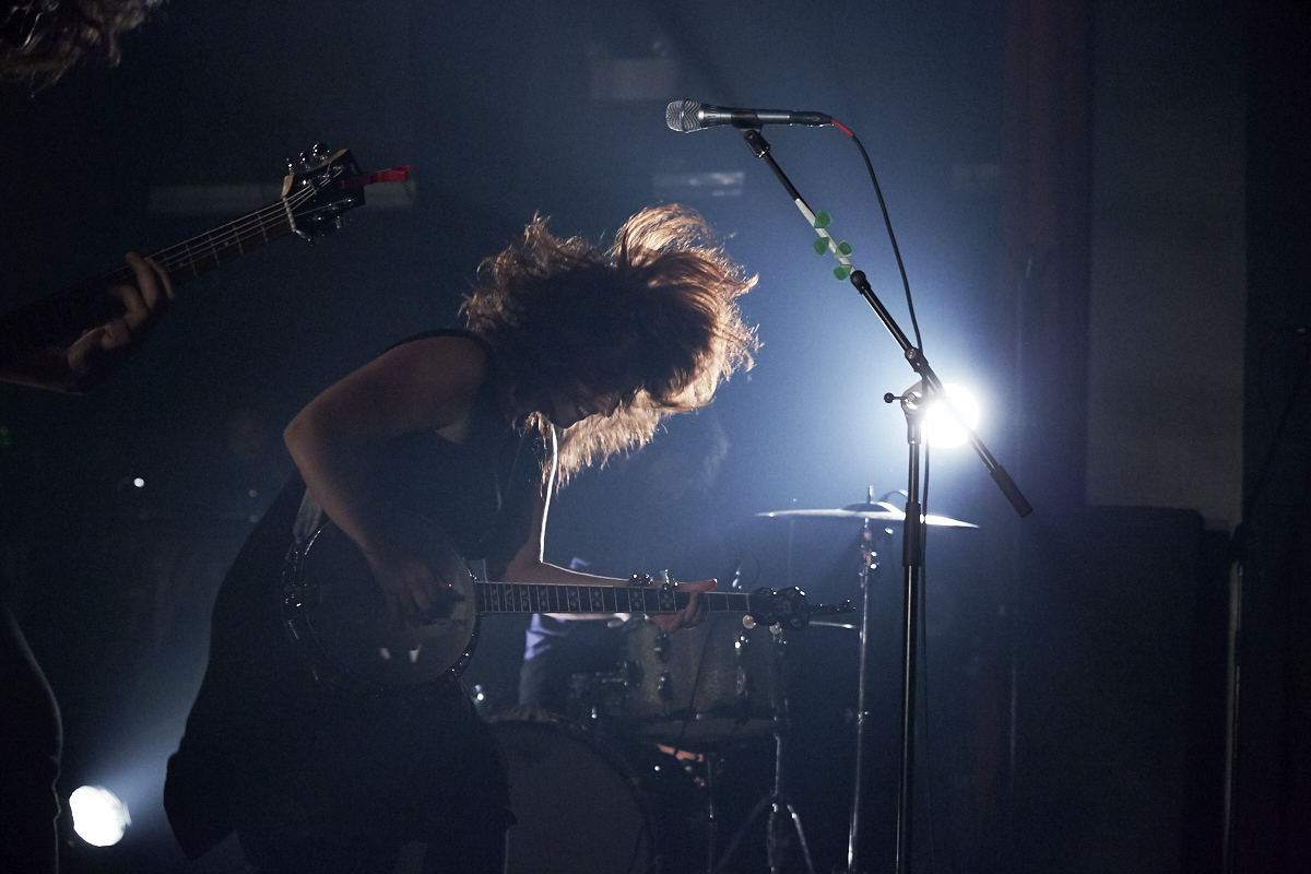 Lisa Leblanc offre un spectacle décoiffant au Club Soda dans le cadre du FIJM
