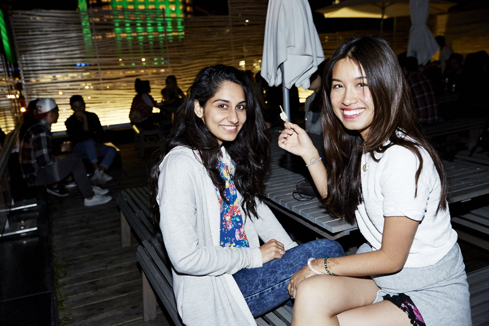 Musique électro, popsicles et folles projections pour le 1er party Dômesicle à la SAT