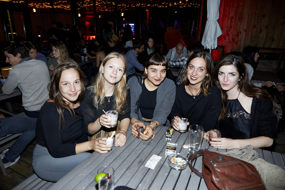 Musique électro, popsicles et folles projections pour le 1er party Dômesicle à la SAT