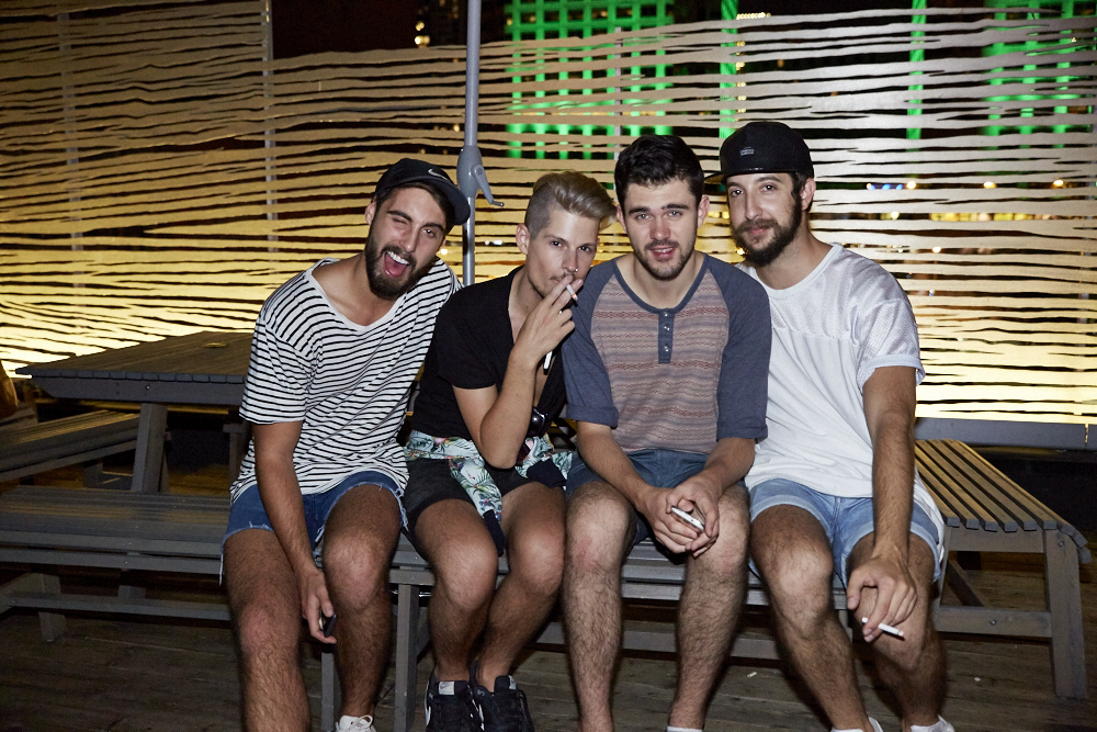 Musique électro, popsicles et folles projections pour le 1er party Dômesicle à la SAT