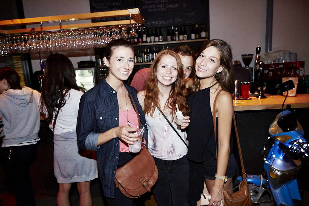 Musique électro, popsicles et folles projections pour le 1er party Dômesicle à la SAT