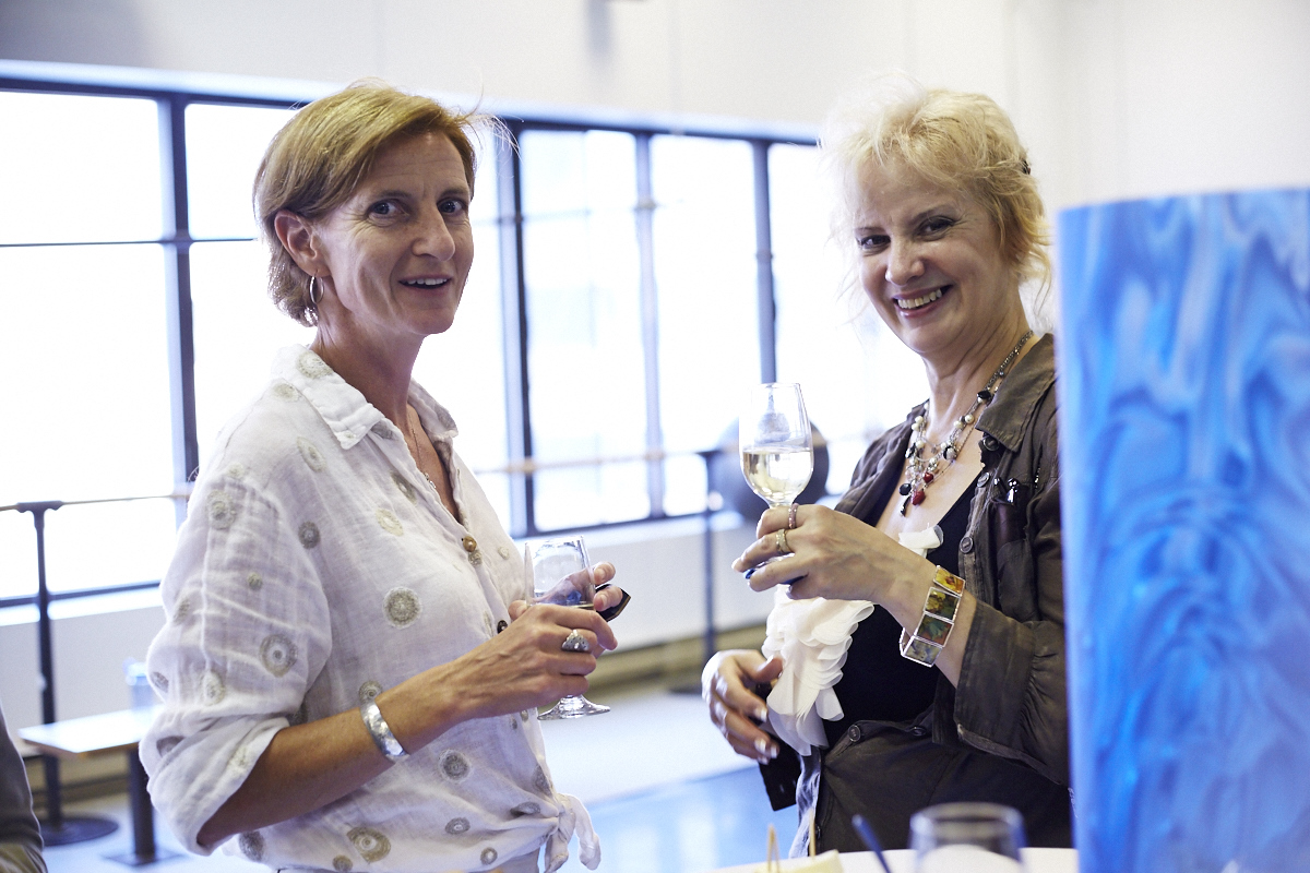 Les danseurs des Grands Ballets ouvrent les portes de leur studio pour un 5 à 7 vins et fromages