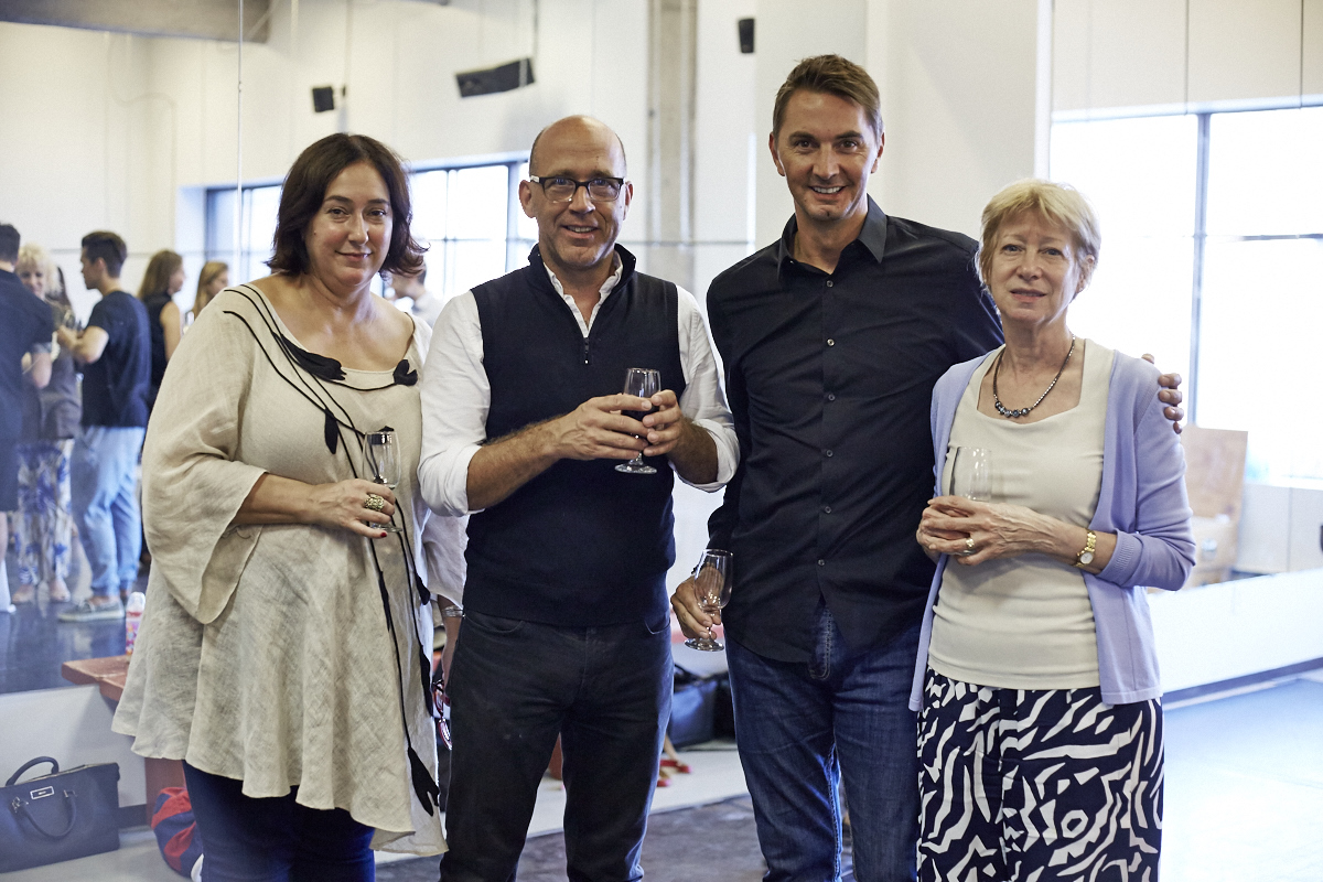 Les danseurs des Grands Ballets ouvrent les portes de leur studio pour un 5 à 7 vins et fromages