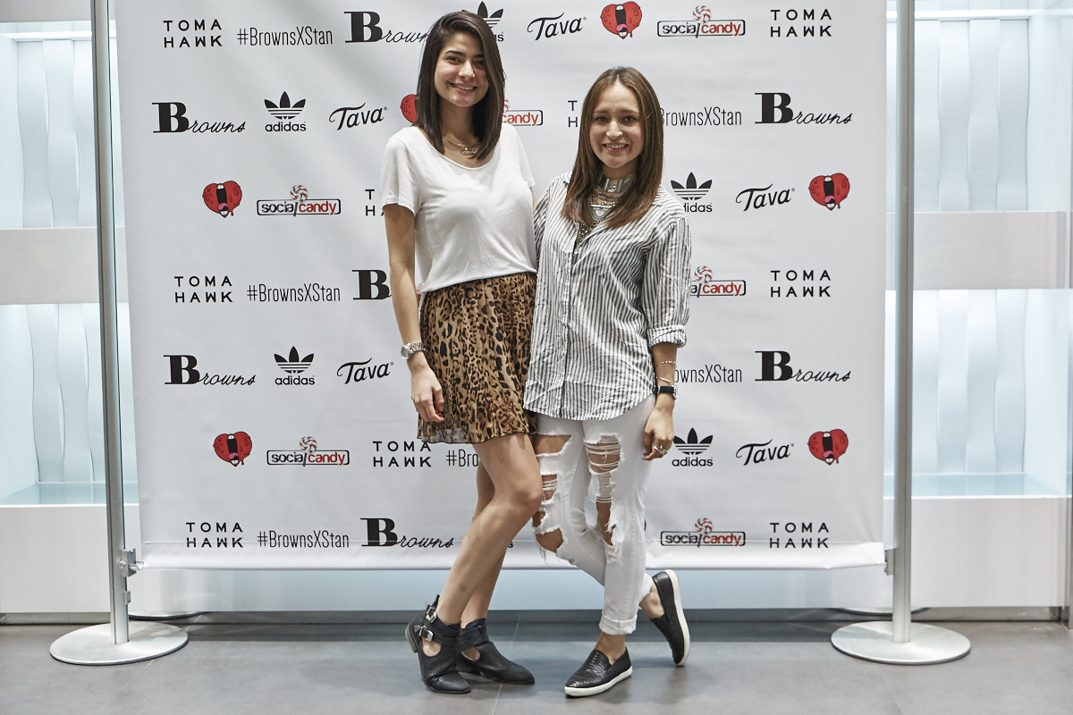 Browns lance une collection spéciale de Stan Smith Adidas en collaboration avec l'artiste montréalais TAVA