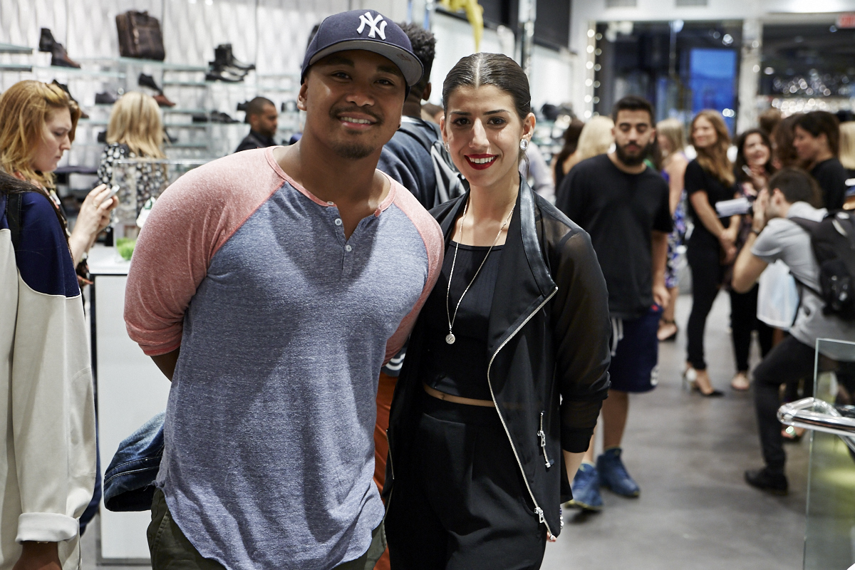 Browns lance une collection spéciale de Stan Smith Adidas en collaboration avec l'artiste montréalais TAVA