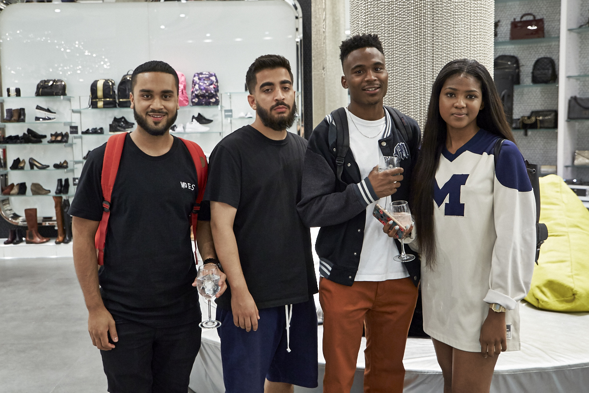 Browns lance une collection spéciale de Stan Smith Adidas en collaboration avec l'artiste montréalais TAVA