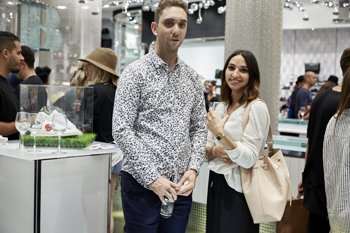 Browns lance une collection spéciale de Stan Smith Adidas en collaboration avec l'artiste montréalais TAVA