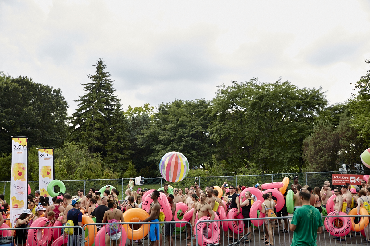 Slide the City fait glisser les Montréalais sur 305 mètres au Stade olympique