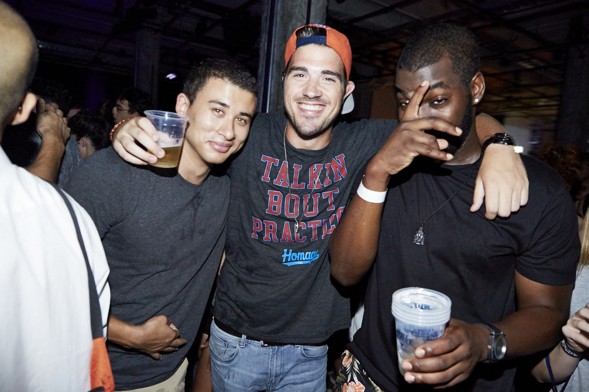 Kaytranada offre une performance vibrante dans une SAT bondée