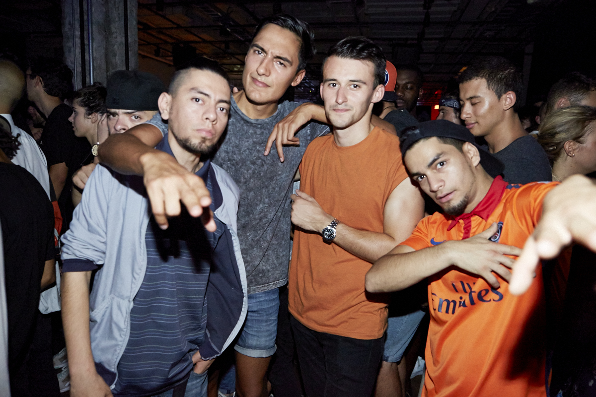 Kaytranada offre une performance vibrante dans une SAT bondée