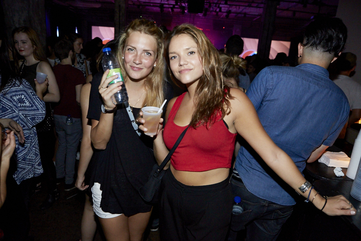 Kaytranada offre une performance vibrante dans une SAT bondée