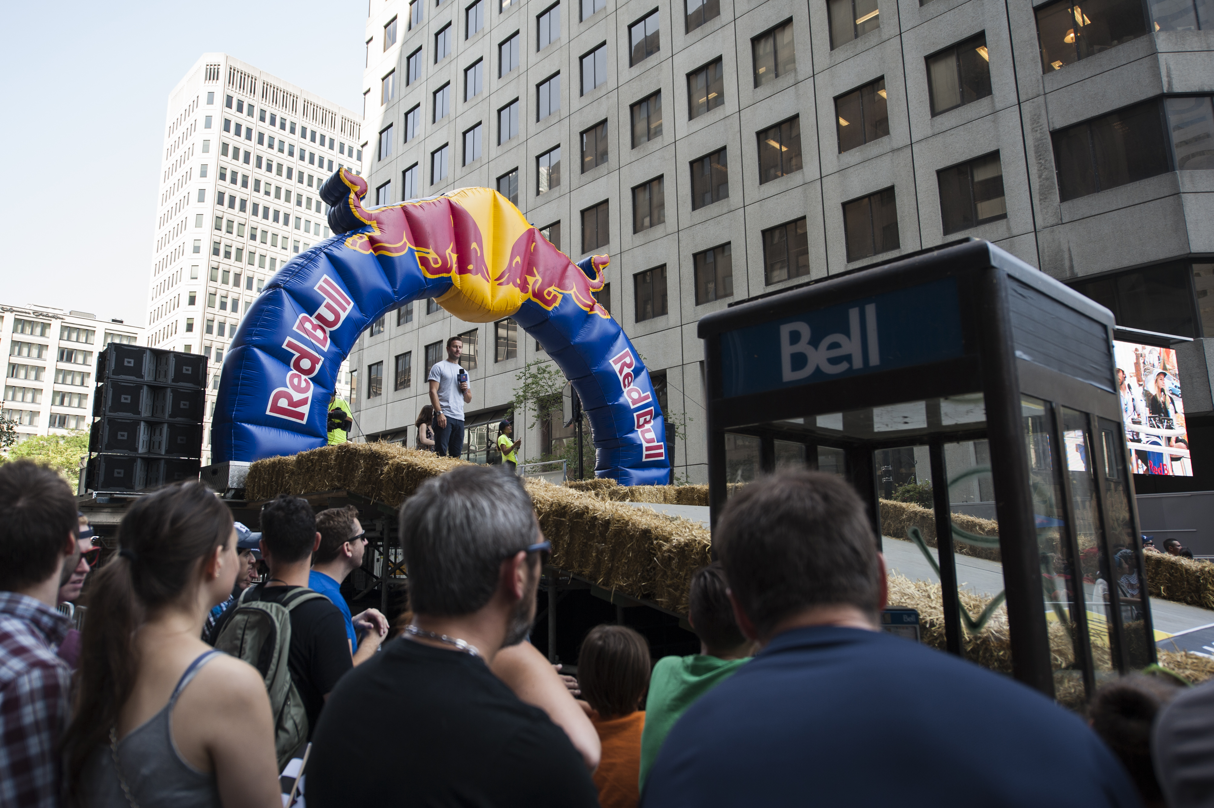 La Course Red Bull Boîte à savon: 42 bolides incroyables devant 25 000 personnes