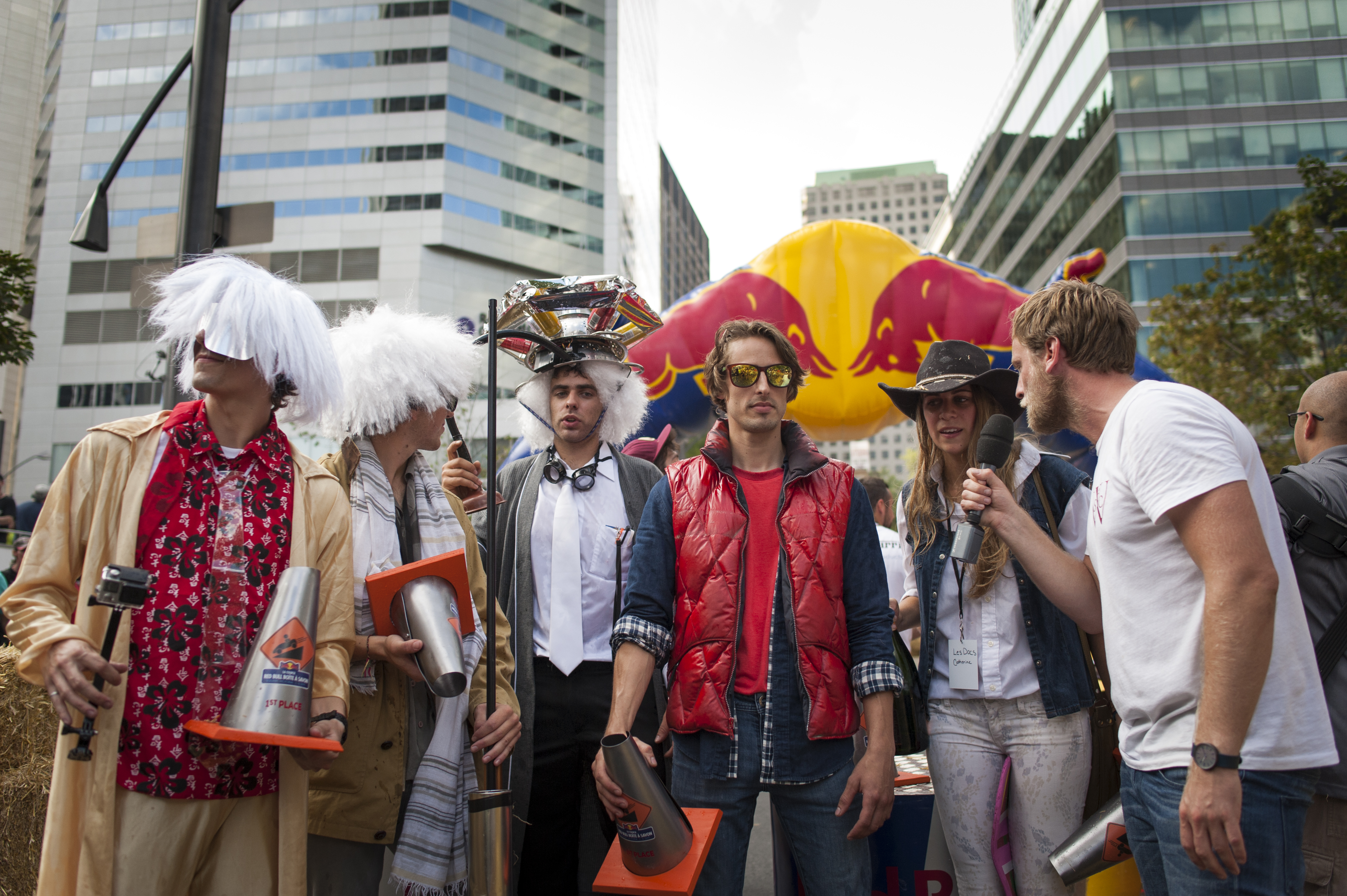 La Course Red Bull Boîte à savon: 42 bolides incroyables devant 25 000 personnes