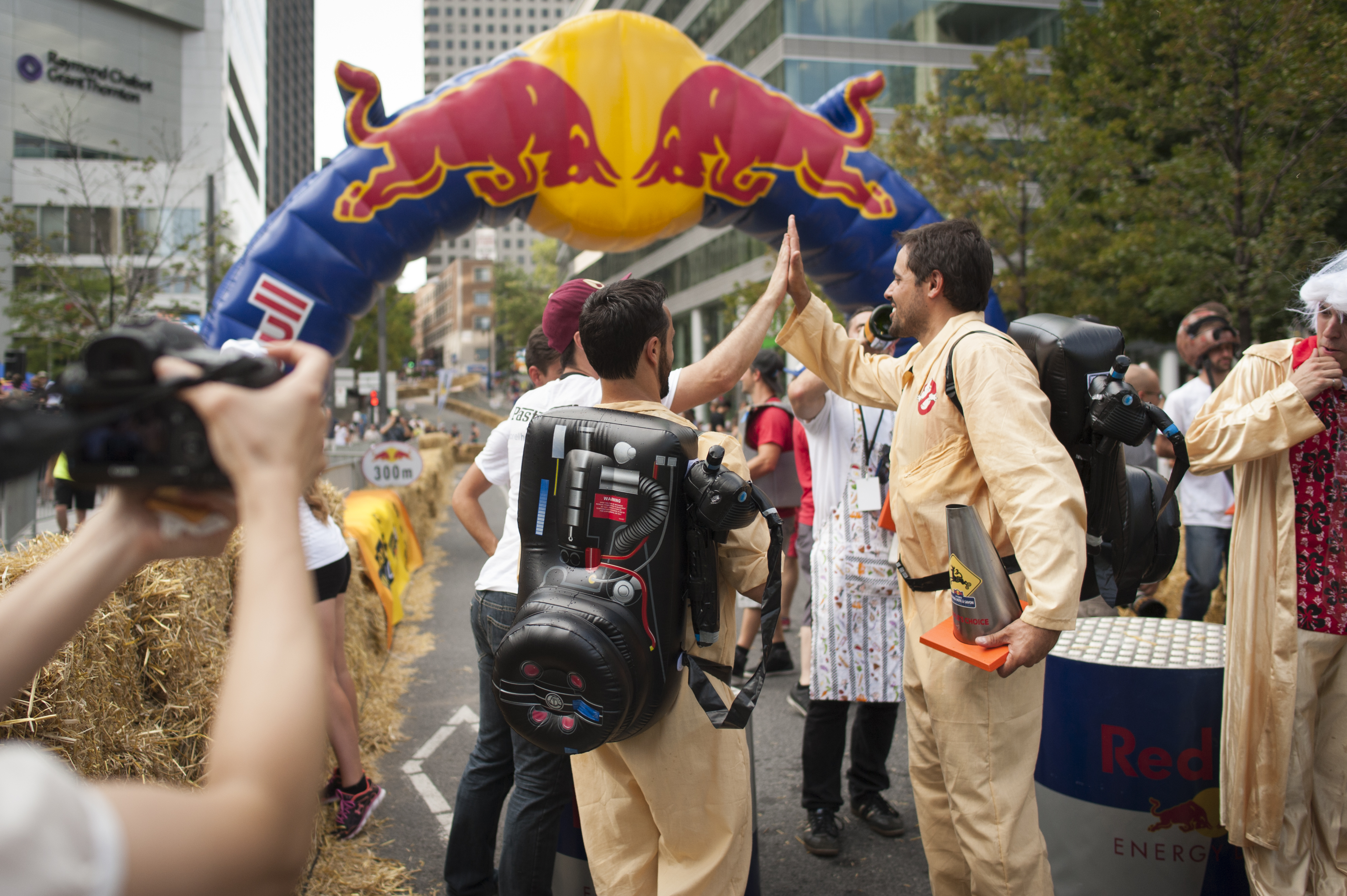 La Course Red Bull Boîte à savon: 42 bolides incroyables devant 25 000 personnes
