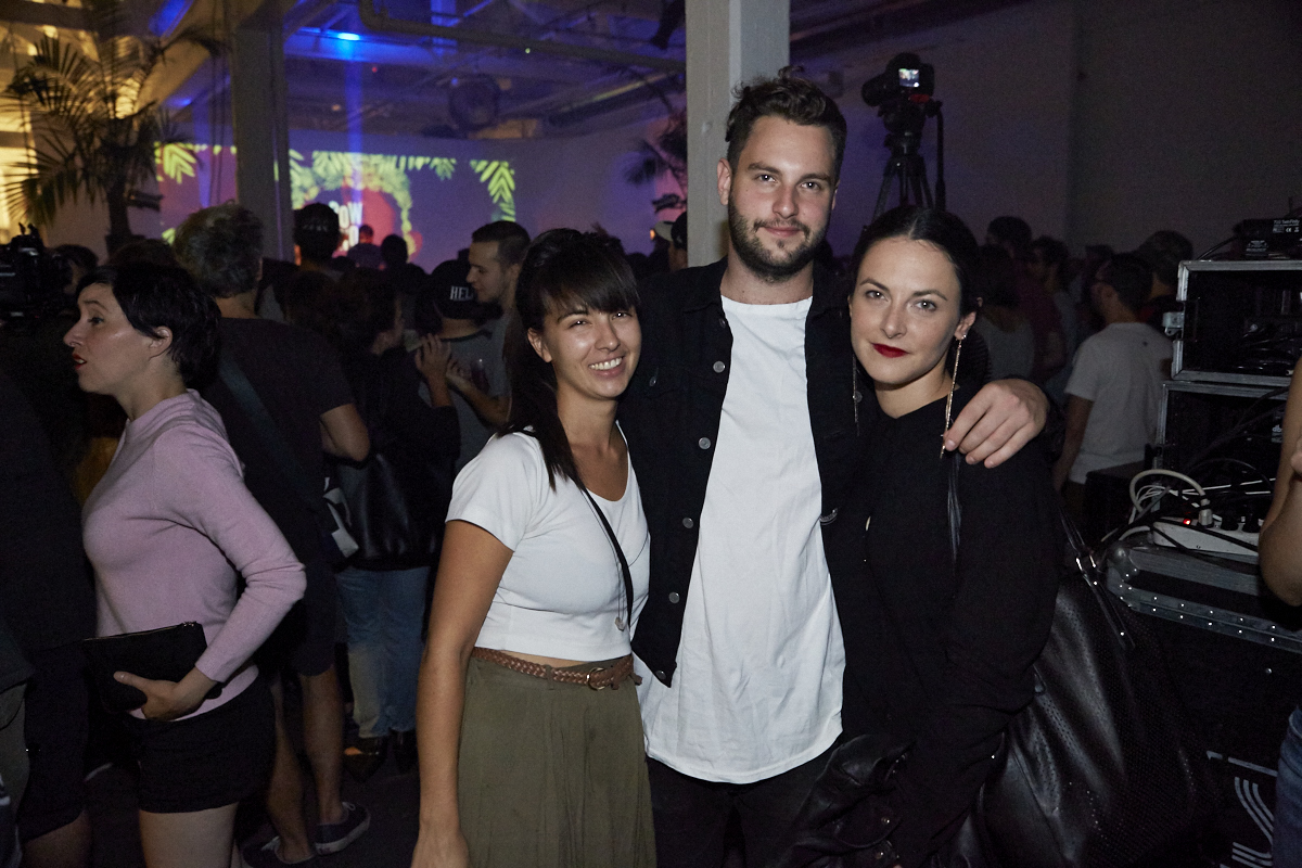 Lancement survolté pour Toast Dawg pis ses homies Dead Obies, Loud Lary Ajust, KenLo et tous les autres