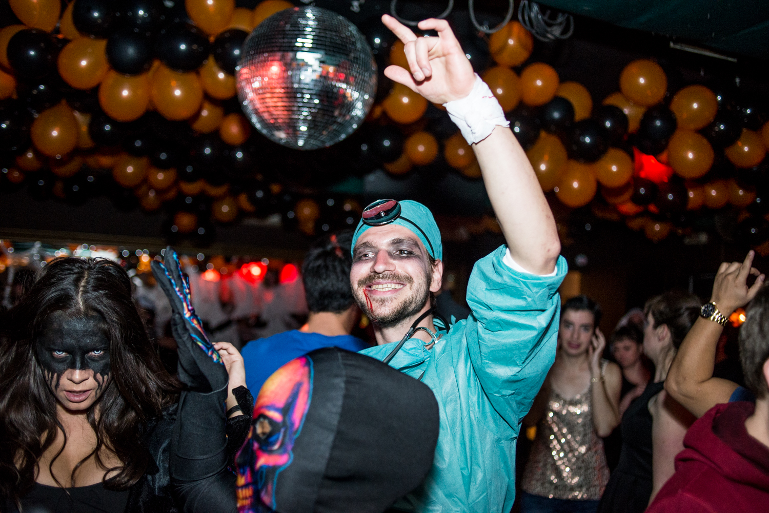 Party complètement survolté au Salon Daomé avec la légende du house américain Felix Da Housecat