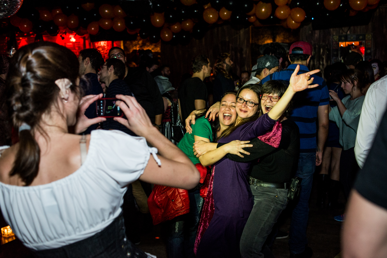 Party complètement survolté au Salon Daomé avec la légende du house américain Felix Da Housecat
