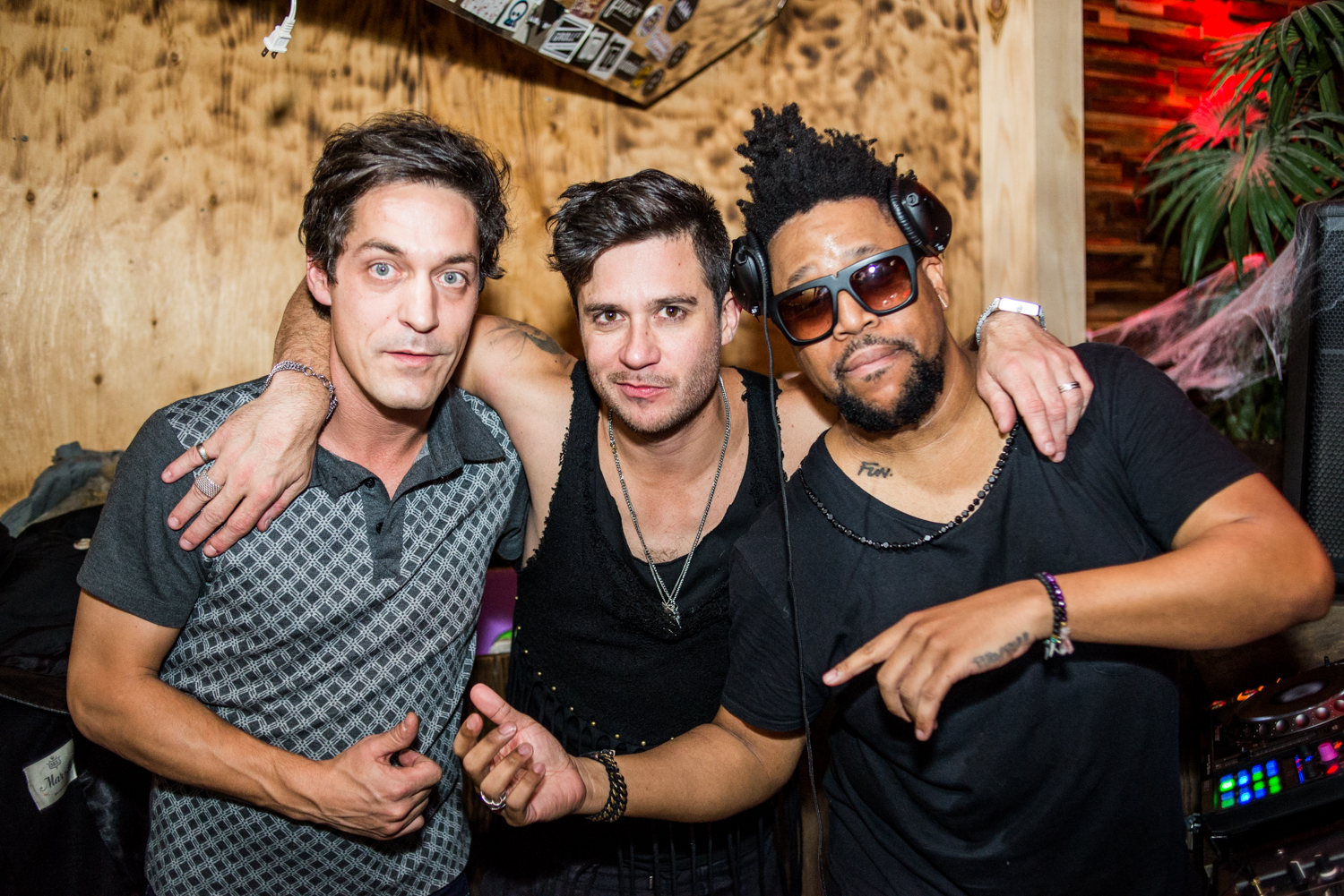 Party complètement survolté au Salon Daomé avec la légende du house américain Felix Da Housecat