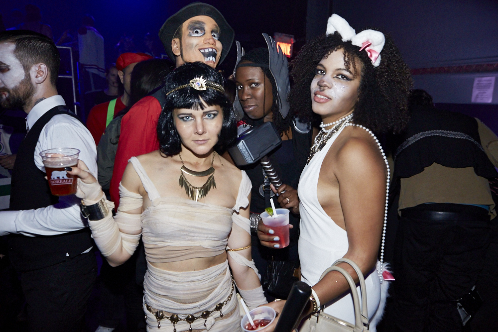 Succès monstre pour la soirée d'Halloween Old School au Théâtre Plaza