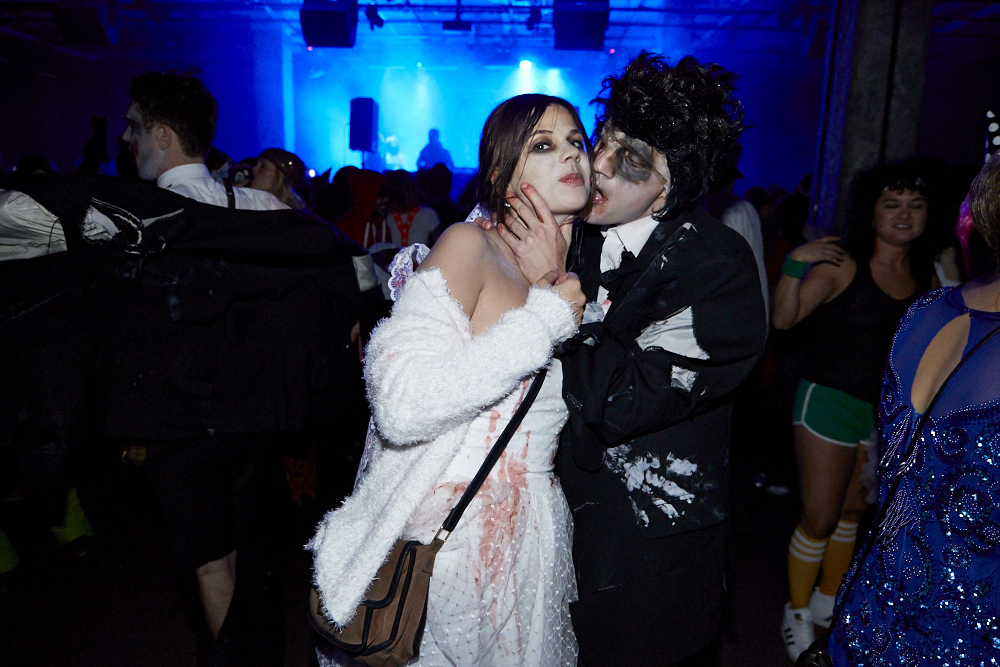 La SAT en met plein la vue avec son party d'Halloween sur deux étages