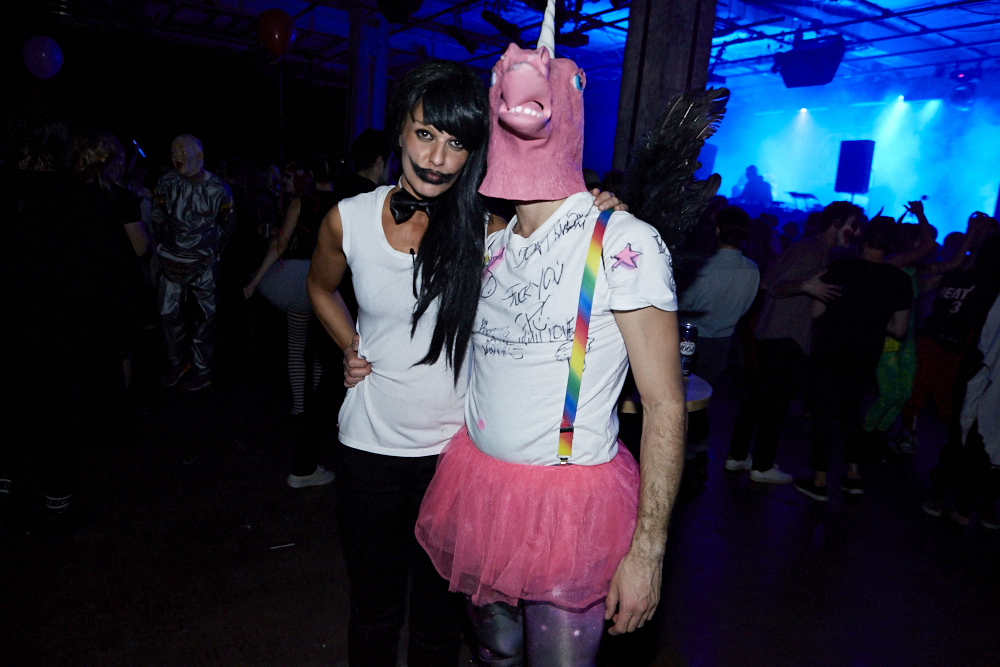 La SAT en met plein la vue avec son party d'Halloween sur deux étages