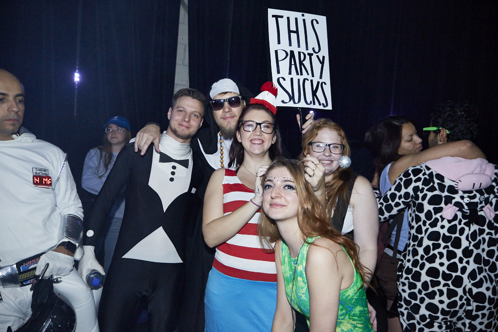 La SAT en met plein la vue avec son party d'Halloween sur deux étages