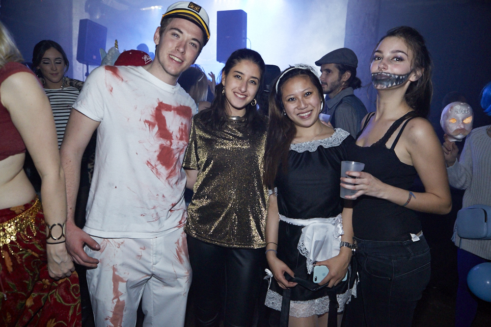 La SAT en met plein la vue avec son party d'Halloween sur deux étages