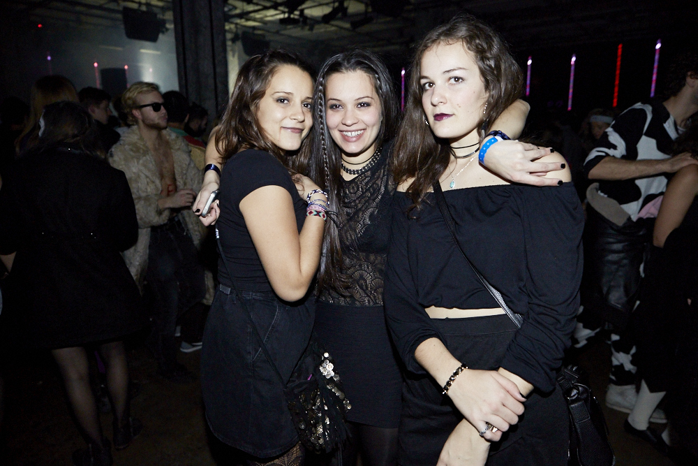 La SAT en met plein la vue avec son party d'Halloween sur deux étages