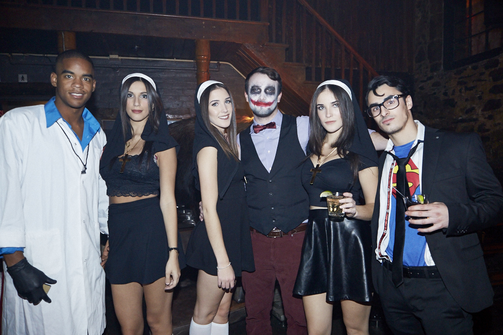 Un party d'Halloween assez sexy à l'Auberge Saint-Gabriel ce week-end