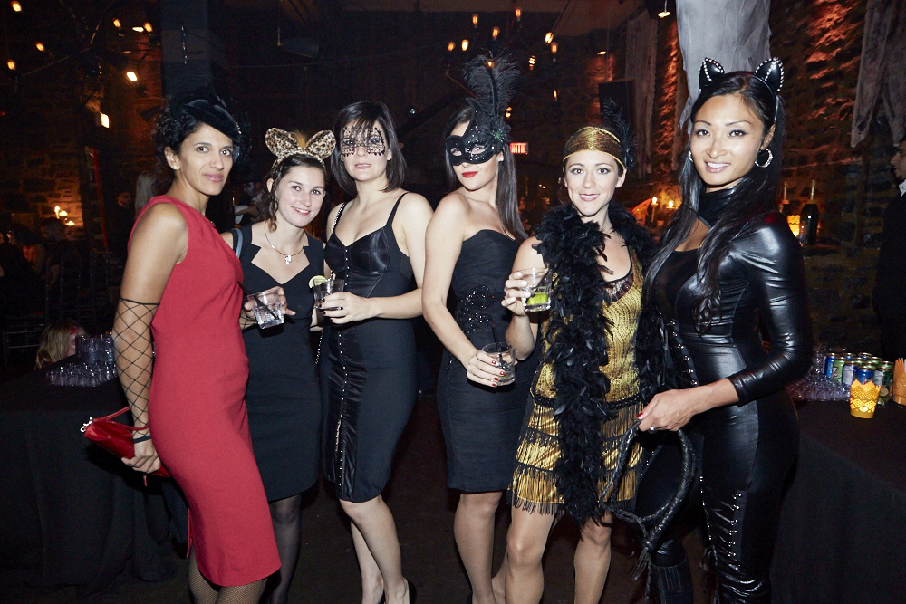 Un party d'Halloween assez sexy à l'Auberge Saint-Gabriel ce week-end