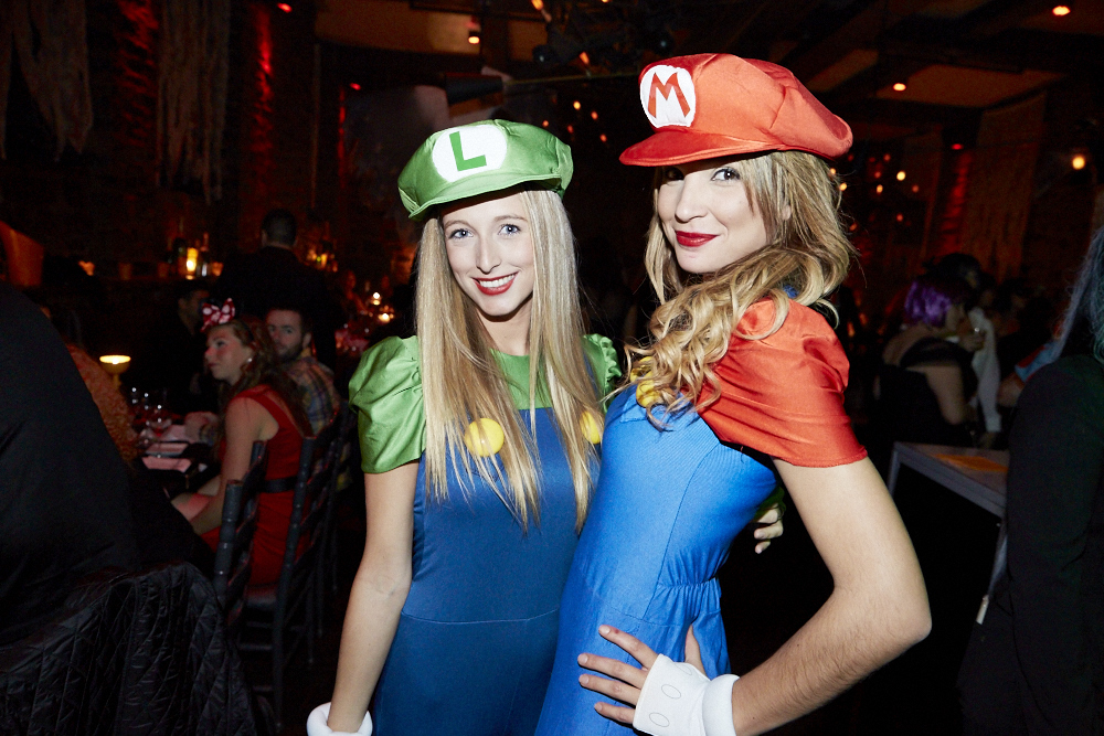 Un party d'Halloween assez sexy à l'Auberge Saint-Gabriel ce week-end