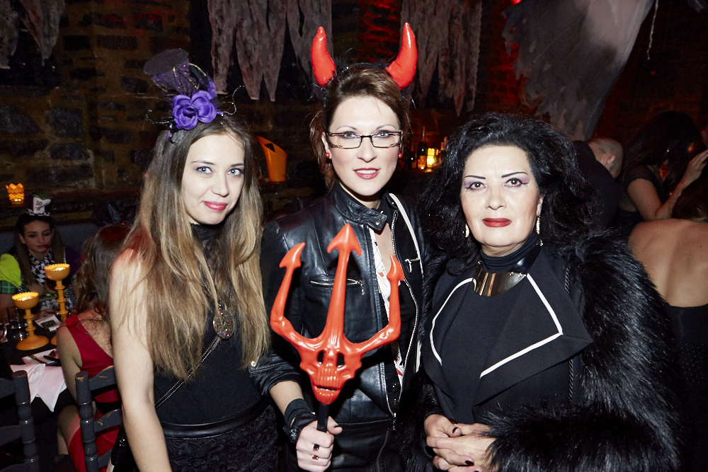 Un party d'Halloween assez sexy à l'Auberge Saint-Gabriel ce week-end