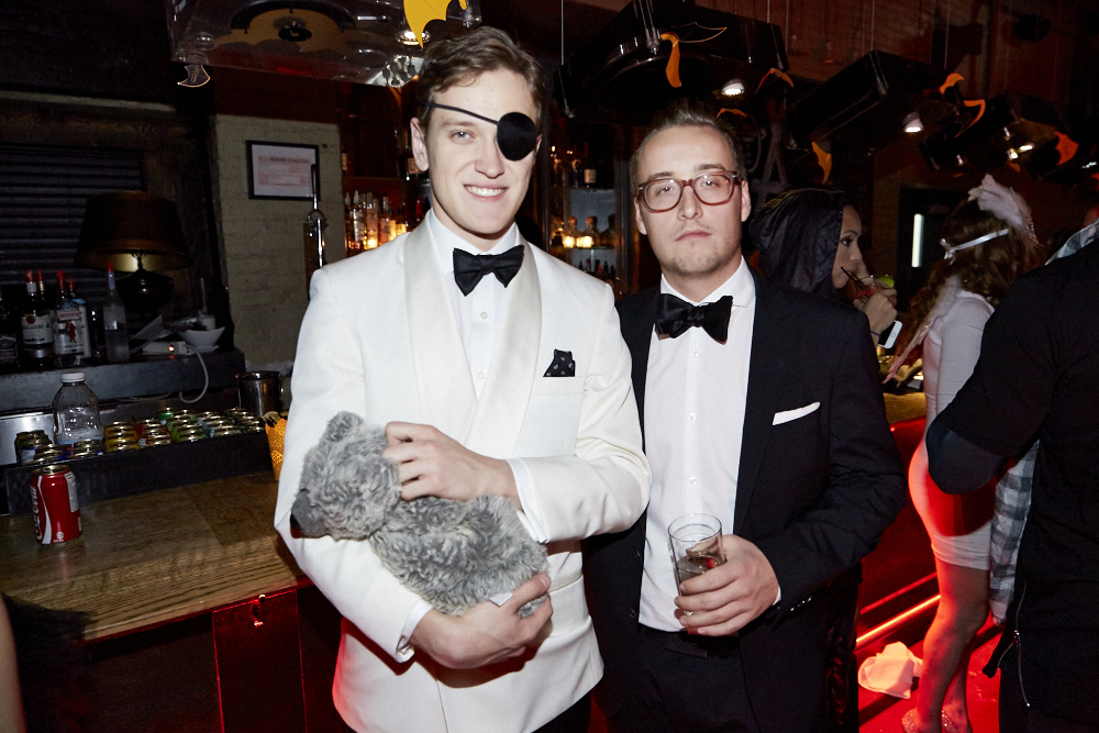 Un party d'Halloween assez sexy à l'Auberge Saint-Gabriel ce week-end