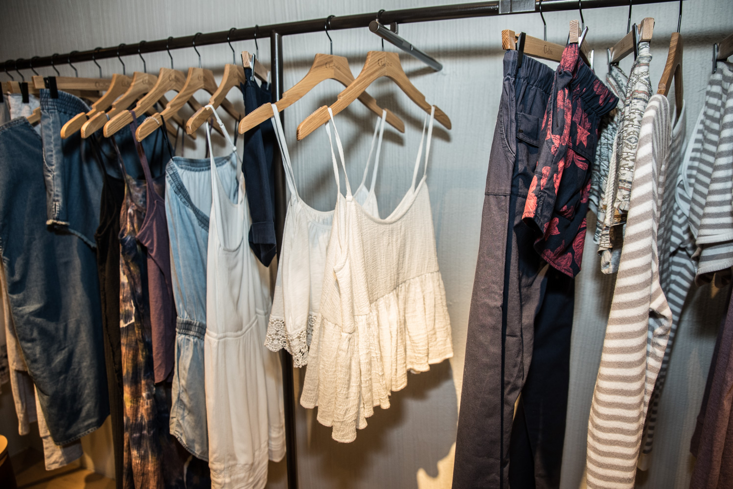 Aritzia dévoile sa fabuleuse collection Été 2016 aux fashionistas montréalaises